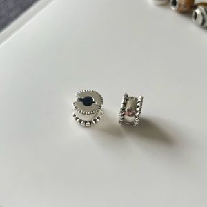 💎 Pandora Silver Clip Charm